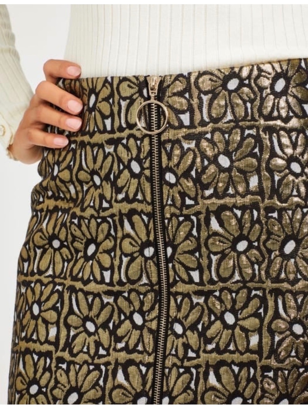 J. McLaughlin Perita Skirt in Vintage Daisy Black Gold Metallic Brocade Size 2